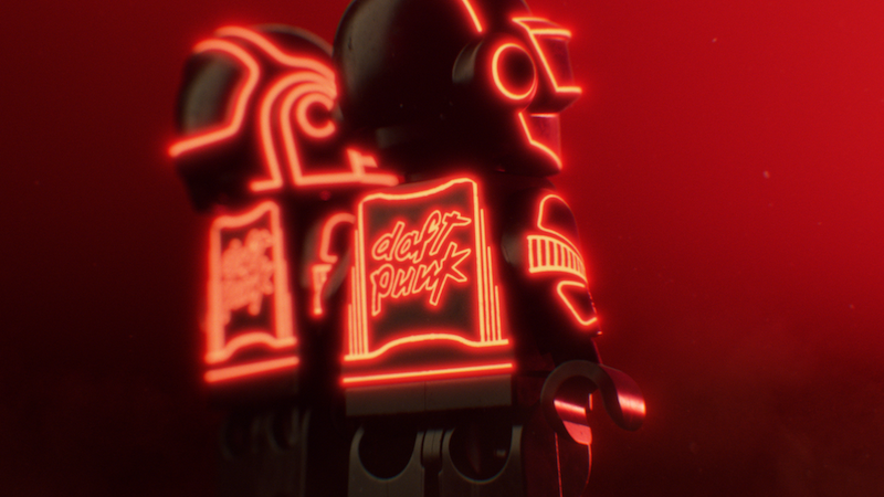 Günün sonunda hepimiz yapım ustalarıyız: The LEGO Group ve DAFT PUNK™